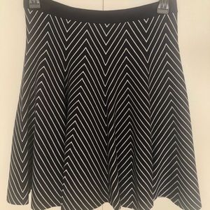 ‼️50% Off SALE‼️Black and white trapeze skirt. Half-Off listed price